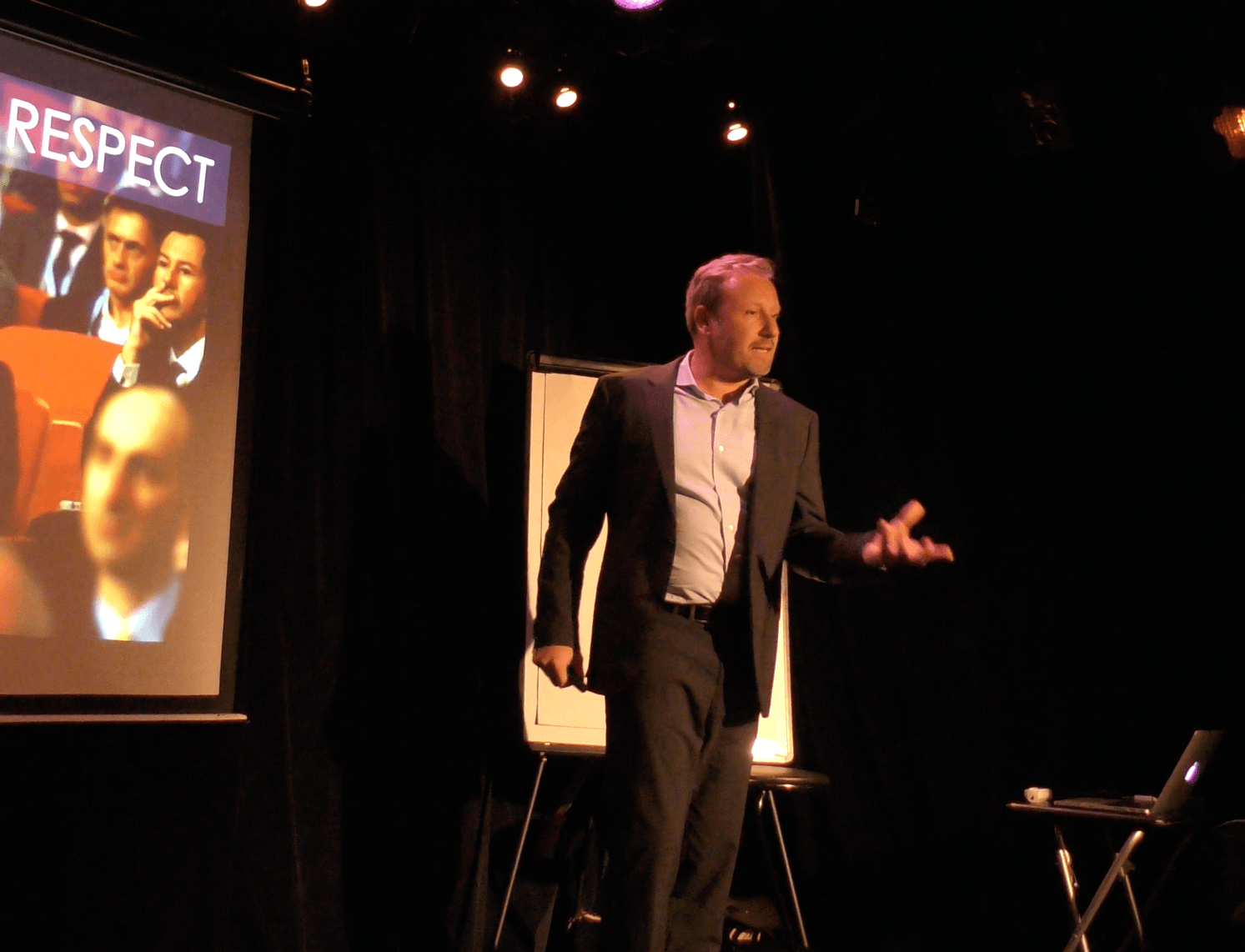 Cyril Jamelot Conférencier communication impact management